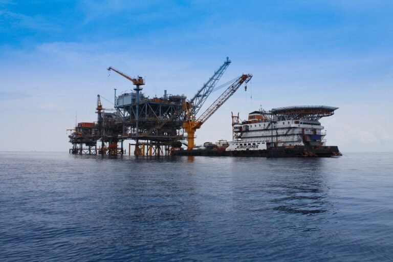 arsip berita pemerintah umumkan pemenang lelang penawaran langsung dan lelang reguler area studi abt 2025 wilayah kerja minyak dan gas bumi tahap i tahun 2026 dan umumkan penawa